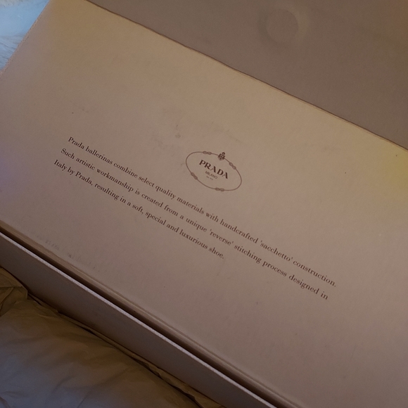 Authenticated Prada Blue Patent Leather Bow Flats - Picture 10 of 12